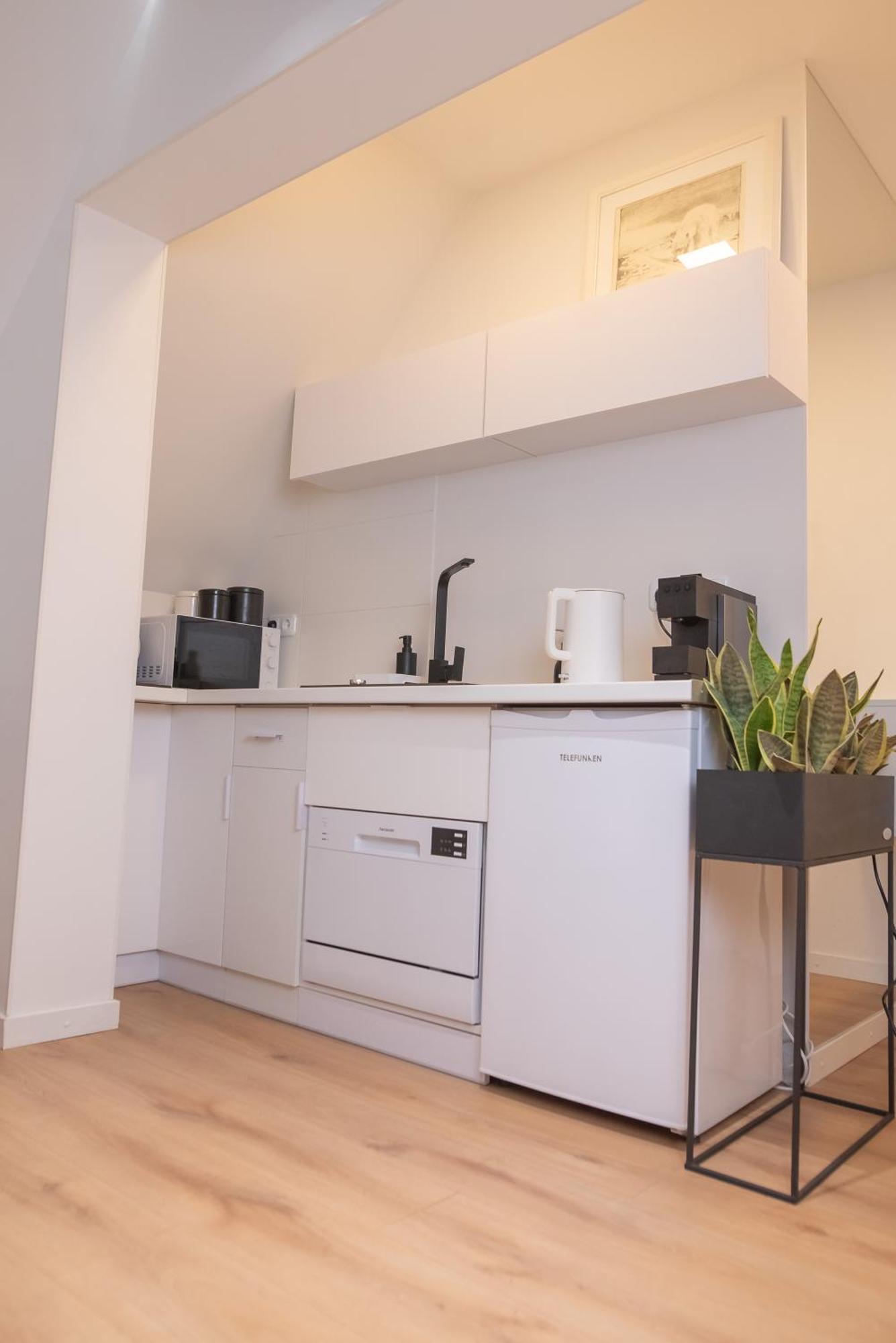 Hamburg Studio Fuer Bis Zu 4 Personen Exterior photo